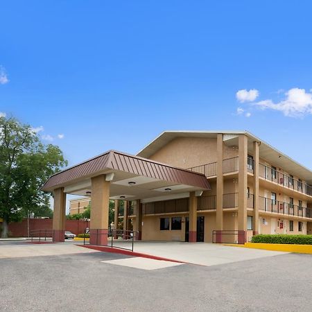 Days Inn Pensacola North Ferry Pass エクステリア 写真